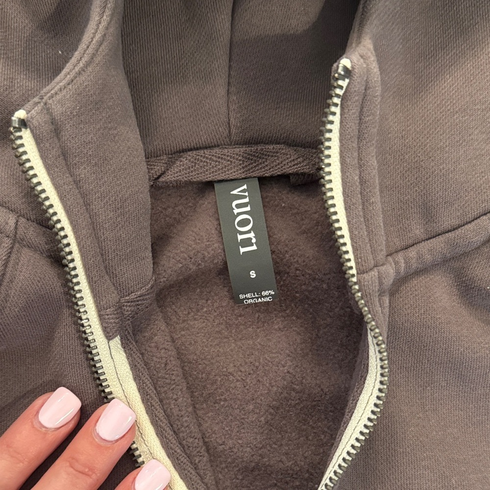 Vuori Women’s Cropped Half-Zip Hoodie with Printed Leggings-Brown/Mauve Sz Small - Picture 3 of 8